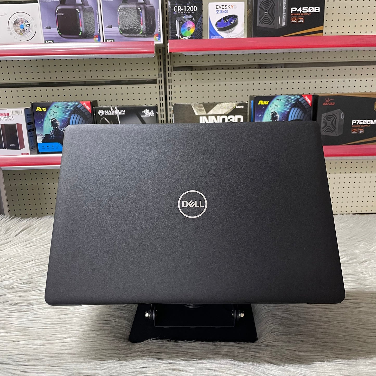 Dell Latitude 3590